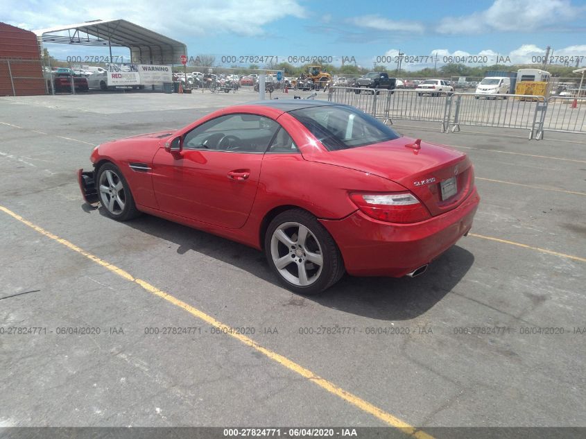 VIN WDDPK4HA3FF097753 2015 Mercedes-Benz SLK-Class,... no.3