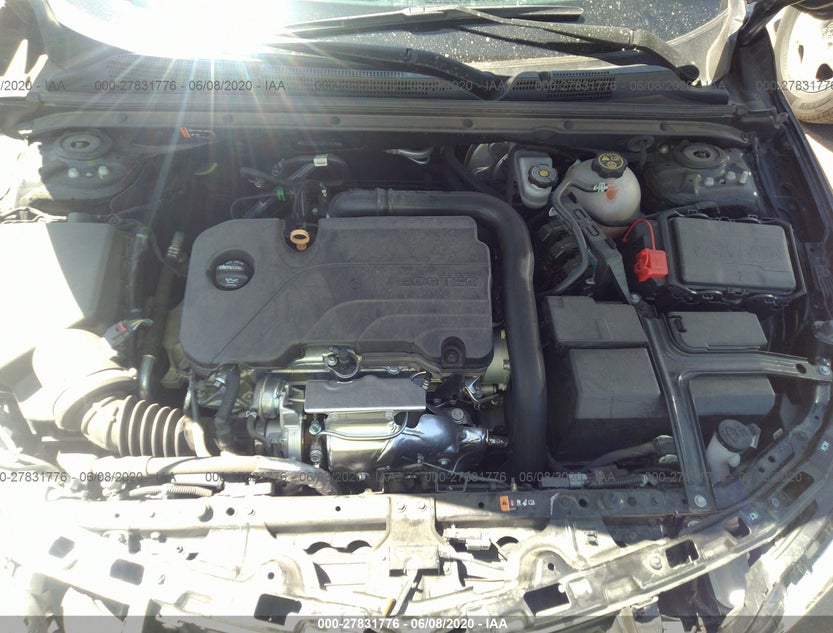 1G1ZD5ST6JF218158