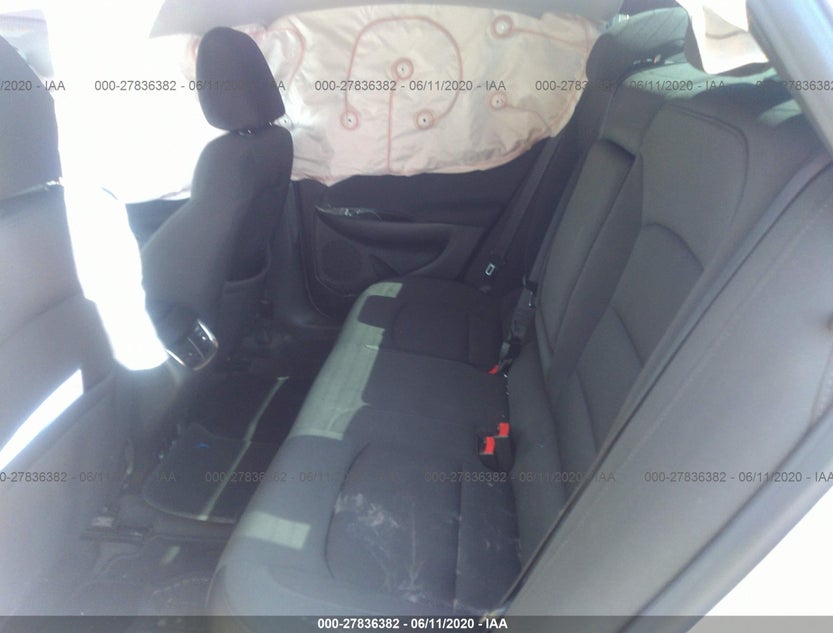 1G1ZD5ST7JF176048