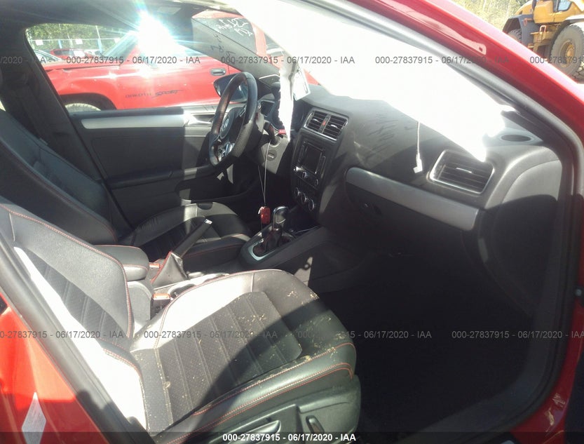 3VW4A7AJ5DM224038