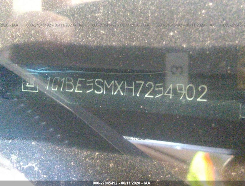 1G1BE5SMXH7254902