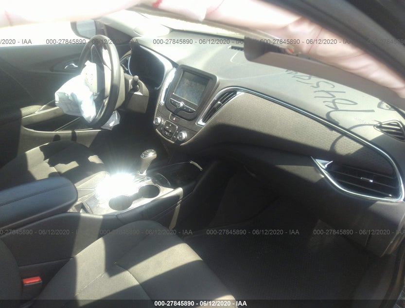 1G1ZD5ST4JF145890