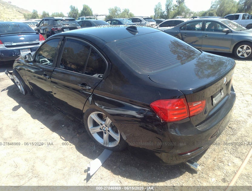 WBA3B1C54DK129385