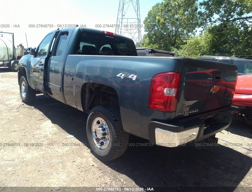 1GCHK59K09E155436