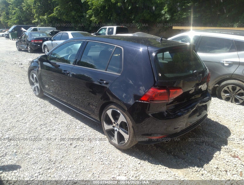 3VW5T7AUXHM072868