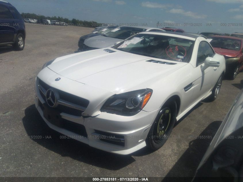 VIN WDDPK4HA2FF103042 2015 Mercedes-Benz SLK-Class,... no.2