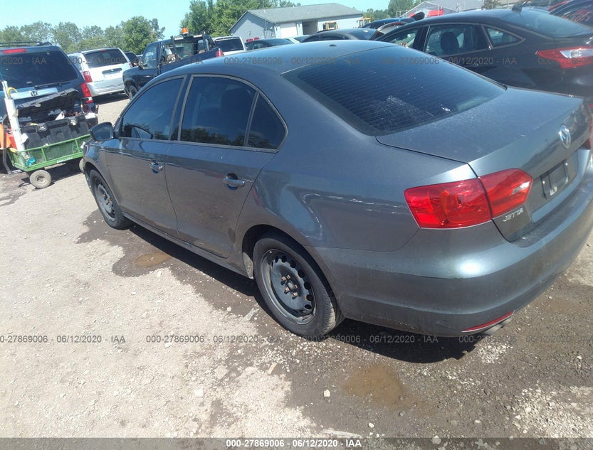 3VW2K7AJ8CM382814
