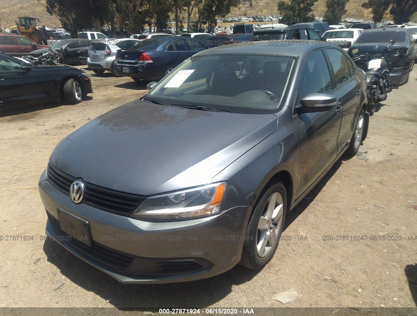 3VWLL7AJ1CM396443