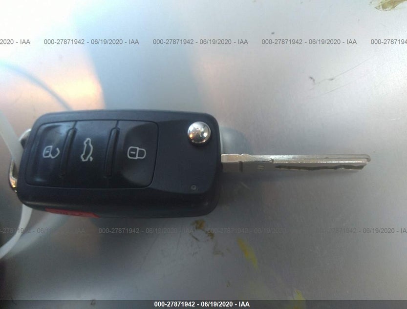 3VWLA7AJ8FM290372