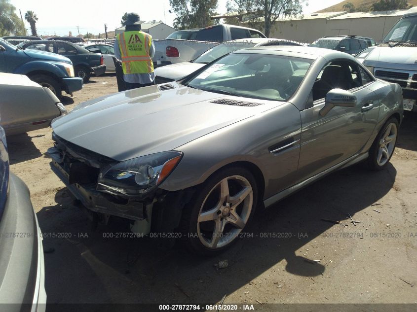 VIN WDDPK4HA7DF057365 2013 Mercedes-Benz SLK-Class,... no.2