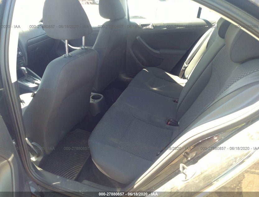 3VW2K7AJ9CM335890