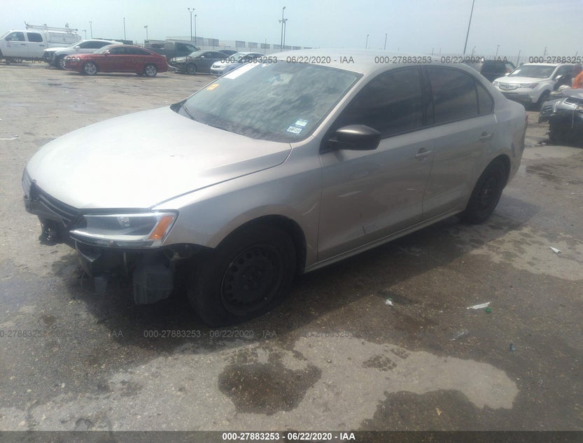 3VW2K7AJ9EM323564