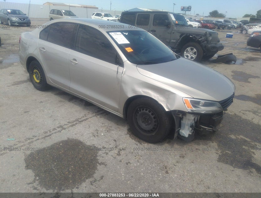3VW2K7AJ9EM323564