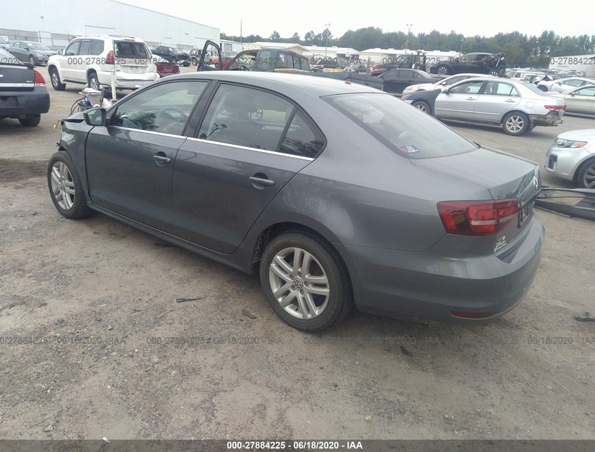 3VW2B7AJ2HM230132
