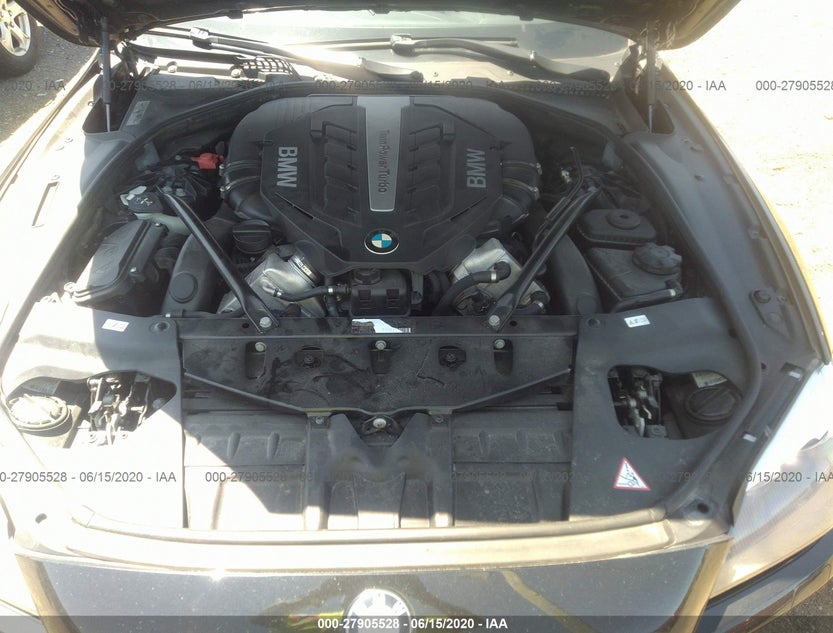 WBALX5C52CC894385