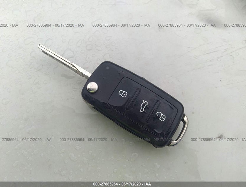 3VW2B7AJ0JM206157