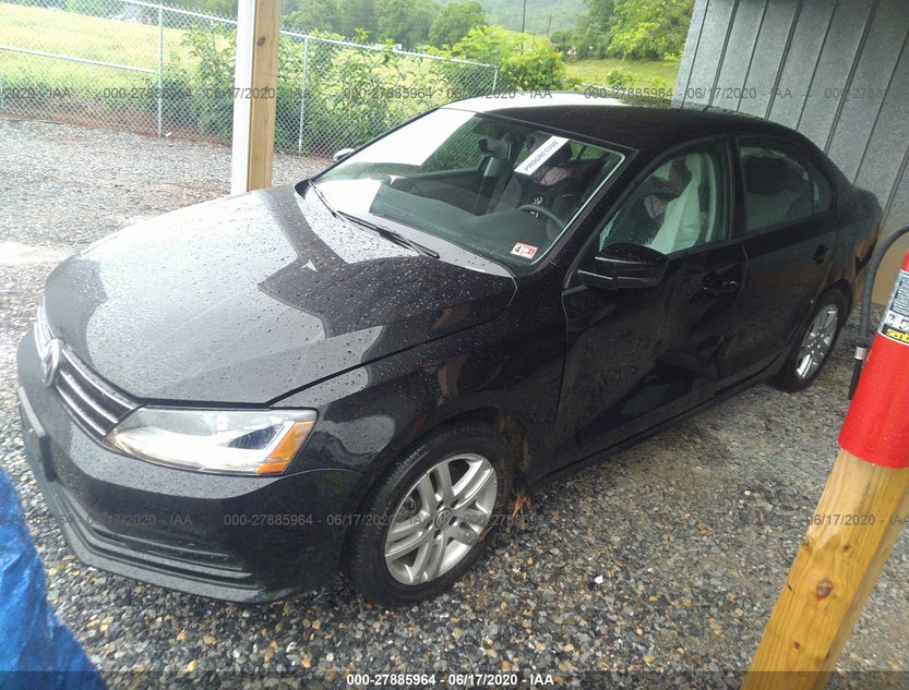 3VW2B7AJ0JM206157