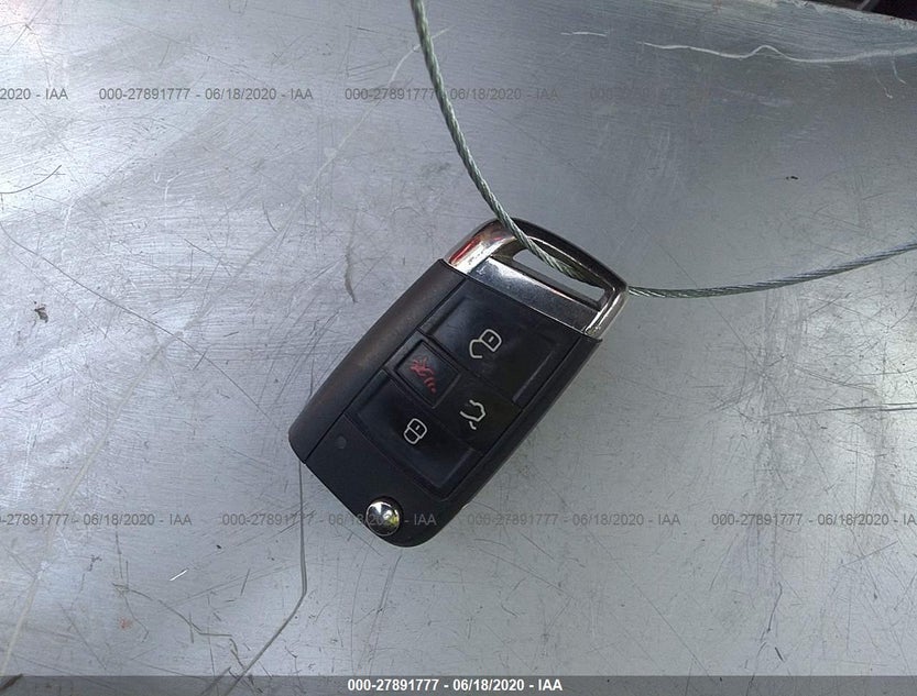 3VW4T7AU3FM093439