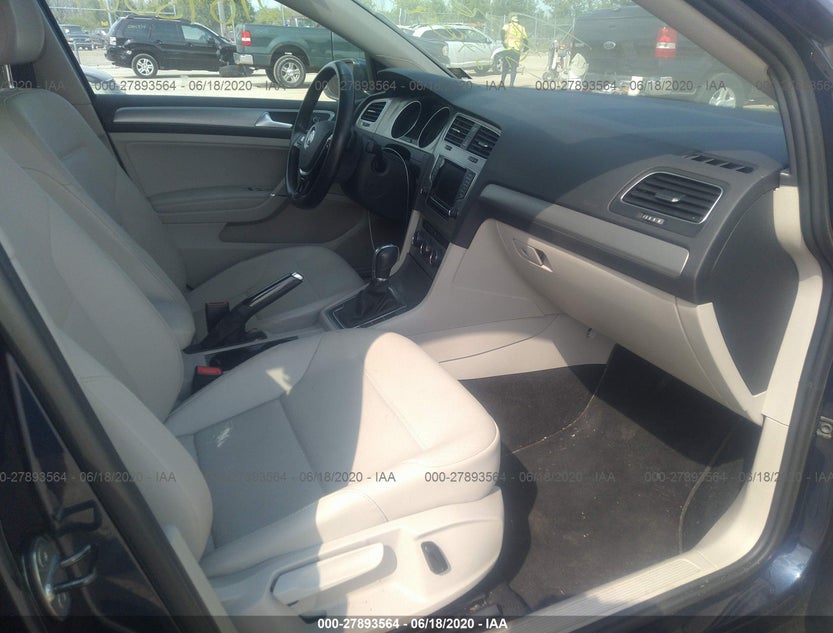 3VWCA7AU5FM511064