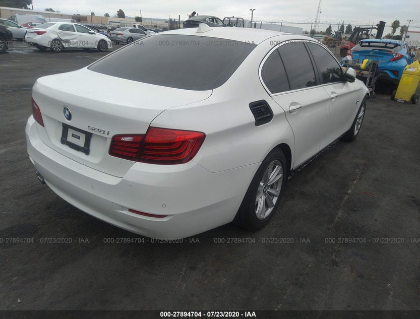 WBA5A5C55GG351699