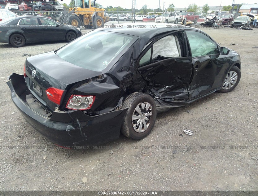 3VW2K7AJ1EM317774