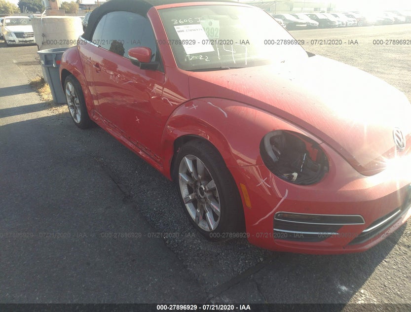 3VW517AT8HM824662