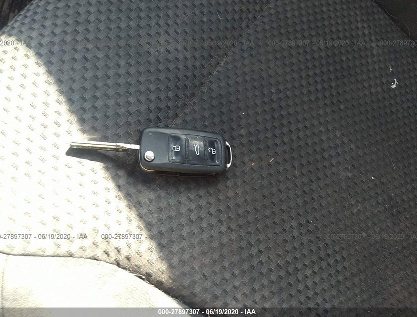 3VW2K7AJ7EM250615