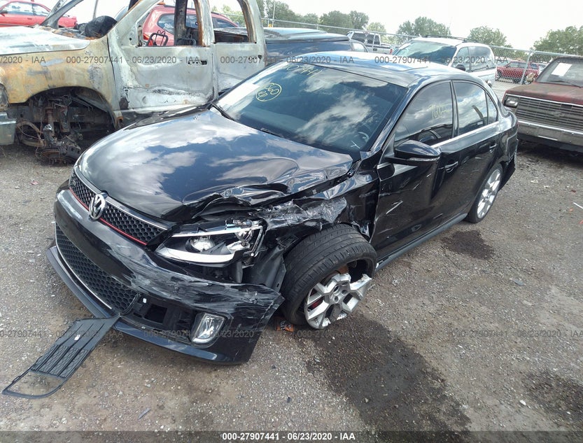 3VW4T7AJ0EM326035