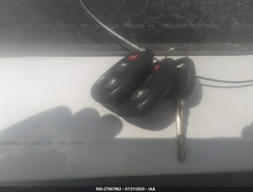 1G1ZC5EU8BF321252