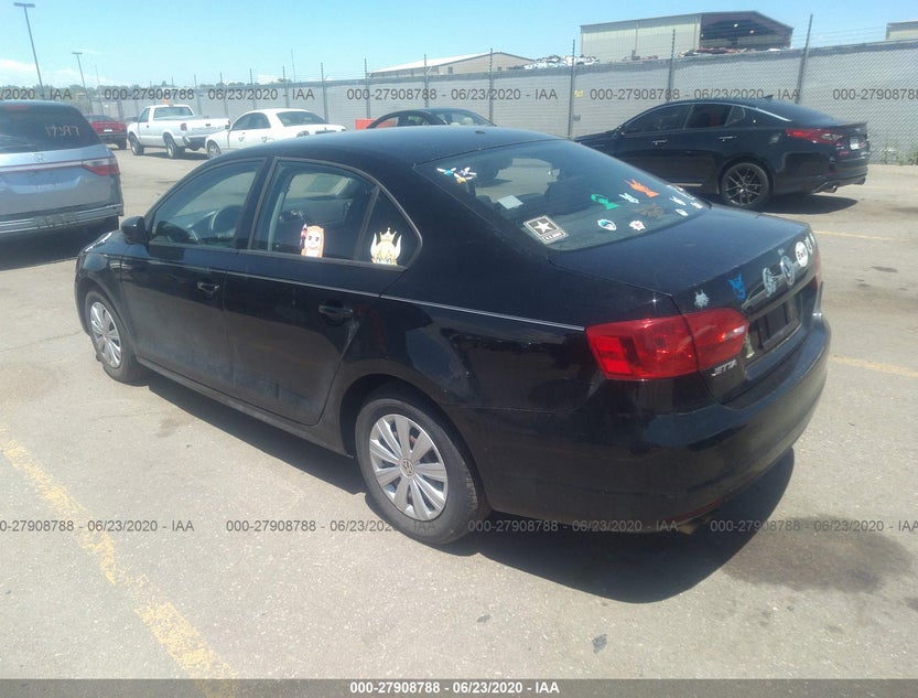 3VW2K7AJ3CM423401