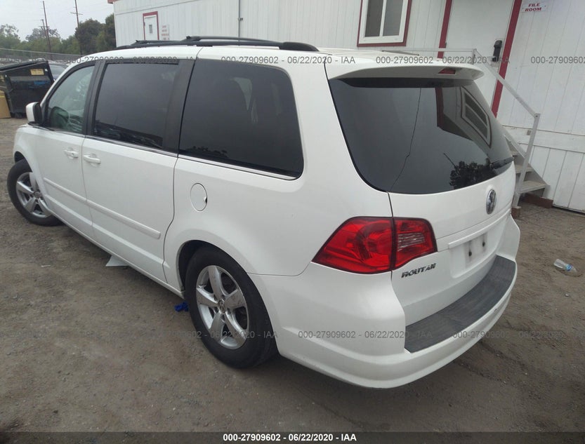 2V8HW341X9R501085