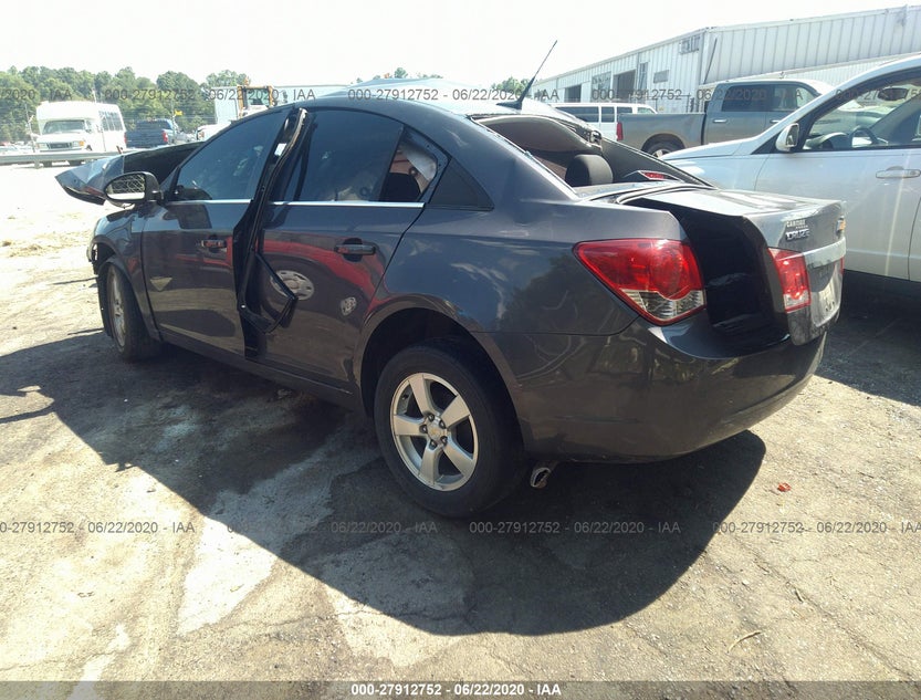 1G1PF5S9XB7111583