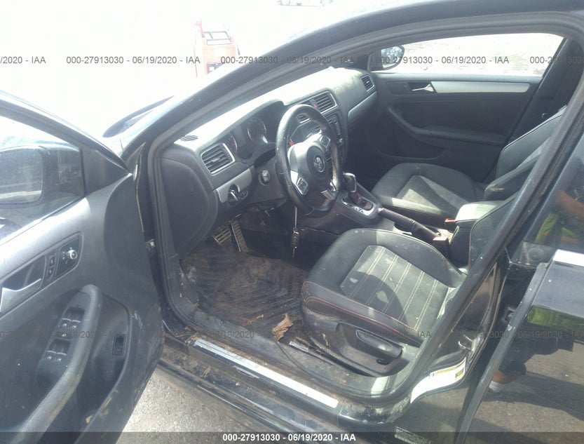 3VW4A7AJ5CM417837