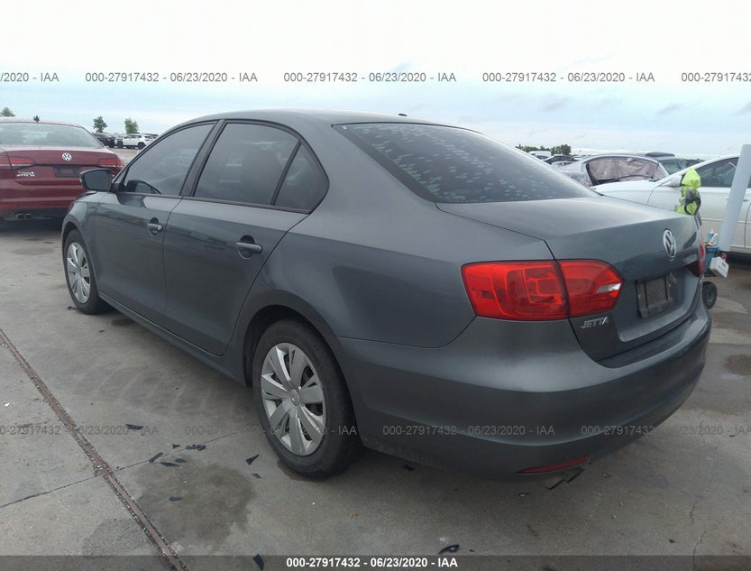 3VWDX7AJ5CM453476