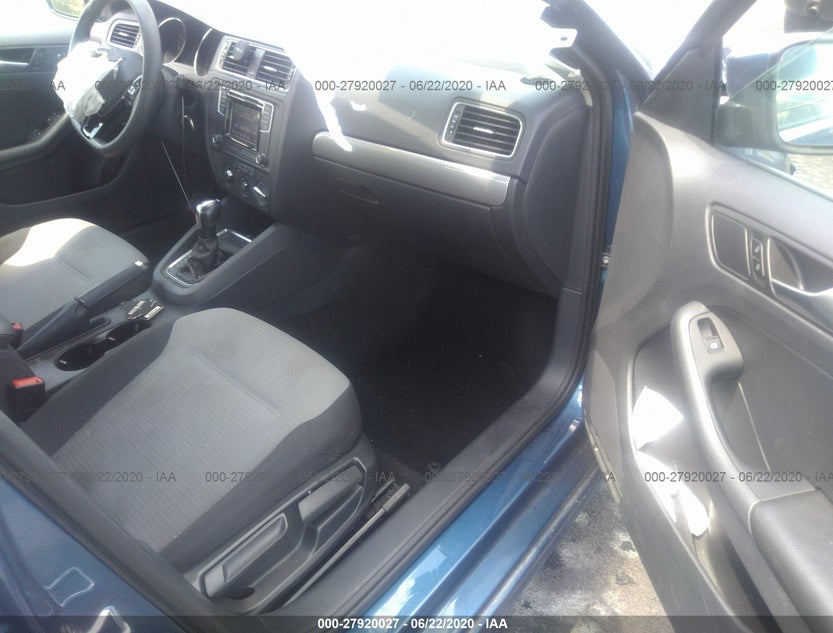 3VW2B7AJXHM368095
