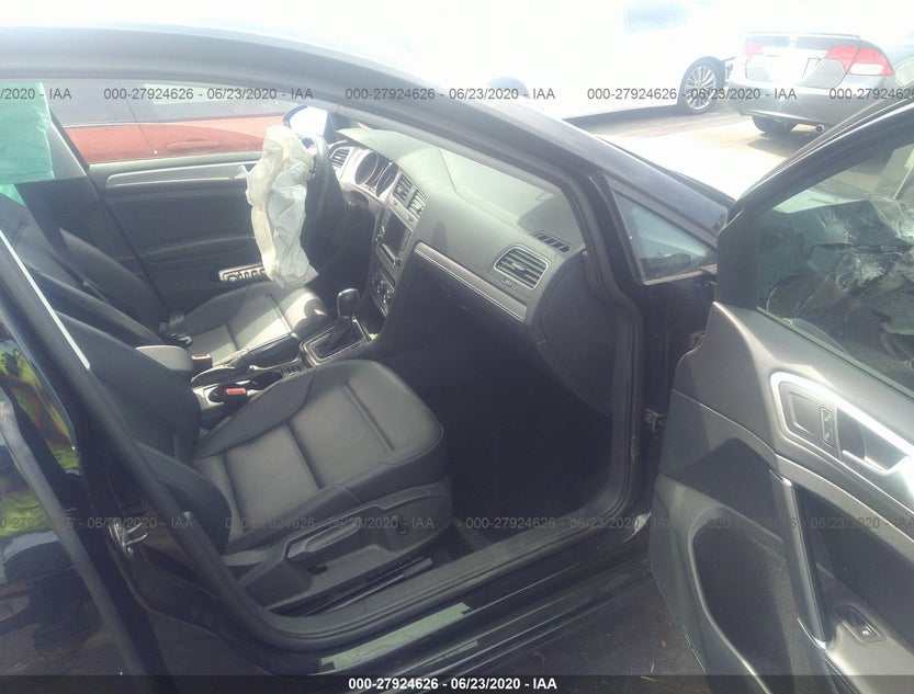 3VW217AU9GM052635