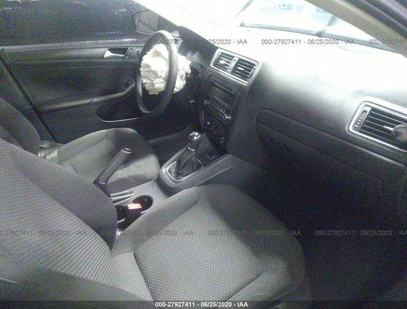 3VW1K7AJ1EM439496