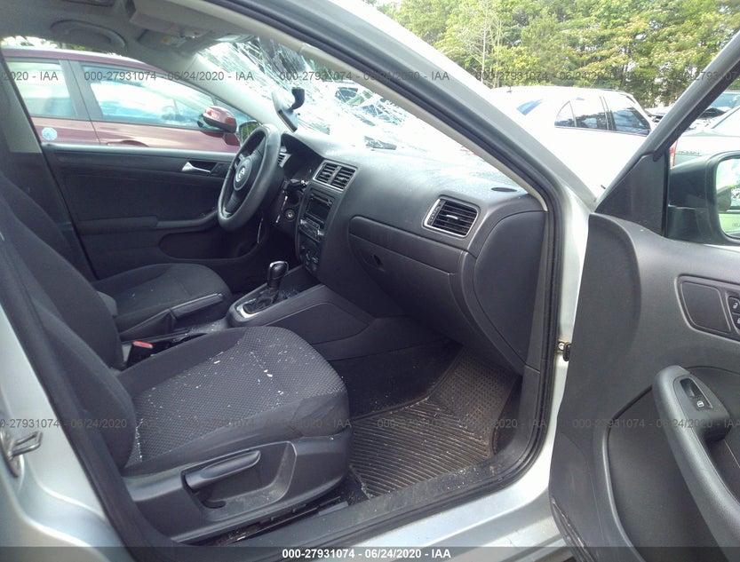 3VW2K7AJ5CM407071