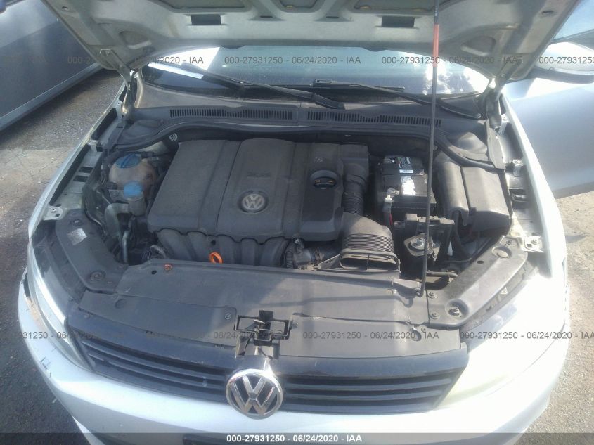 3VWDZ7AJ7BM082104 2011 Volkswagen Jetta 2.5L Se