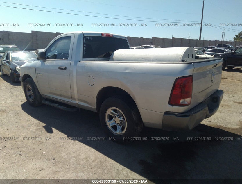 3D7JB1EK5AG111743