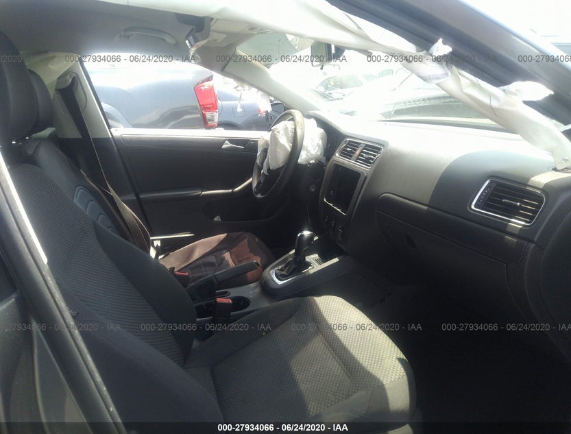 3VW2K7AJ1EM230165