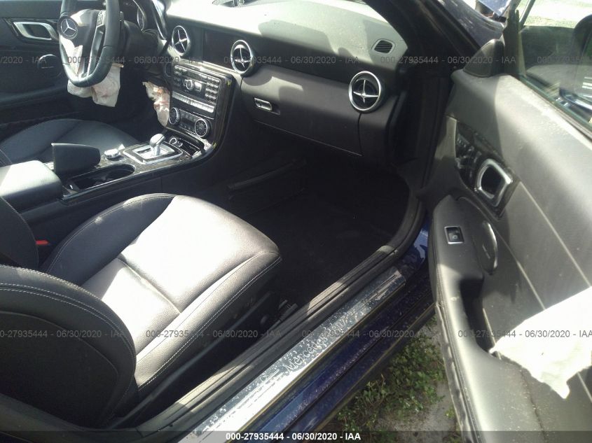 VIN WDDPK3JA8GF119073 2016 Mercedes-Benz SLK-Class,... no.5