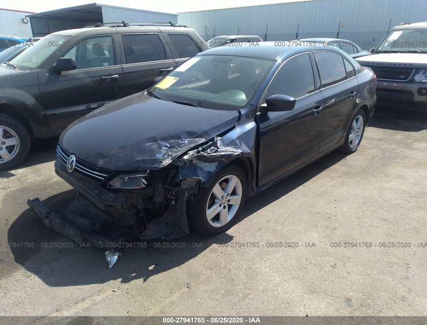 3VW2K7AJXCM395273