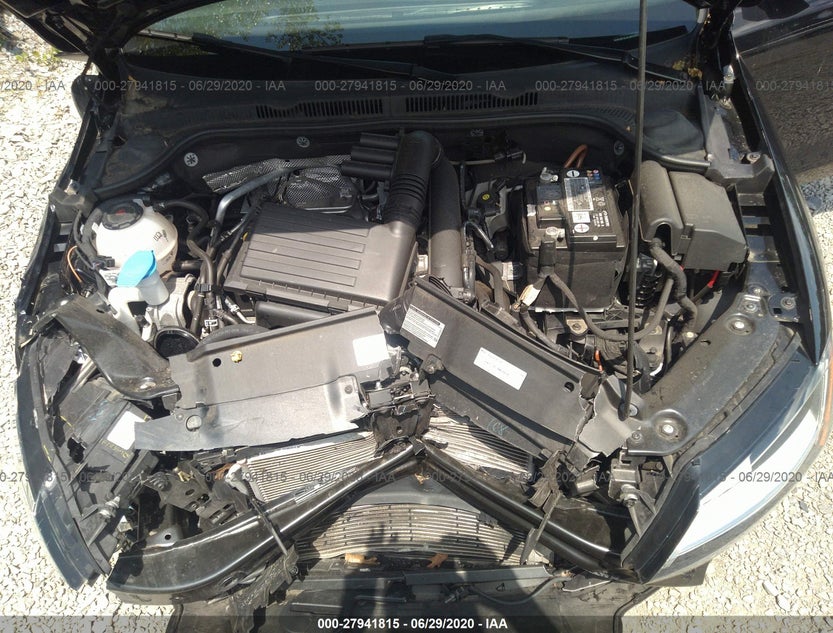 3VW2B7AJ4JM206324