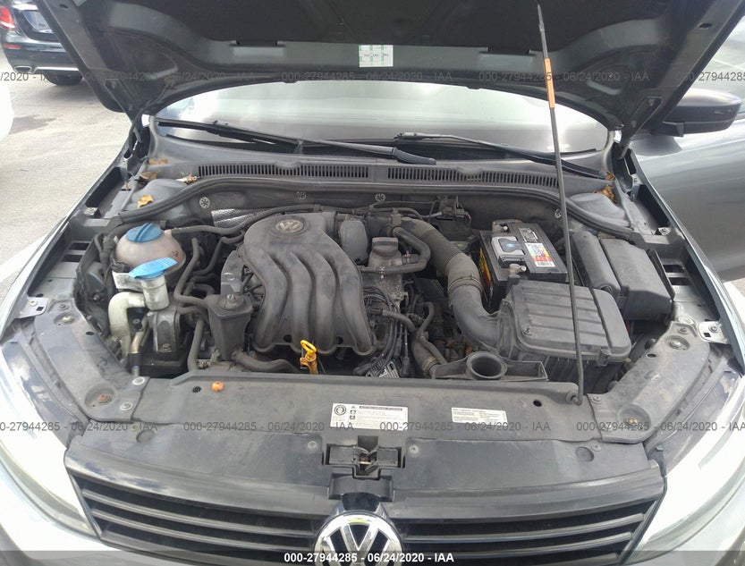 3VW2K7AJ1CM414115