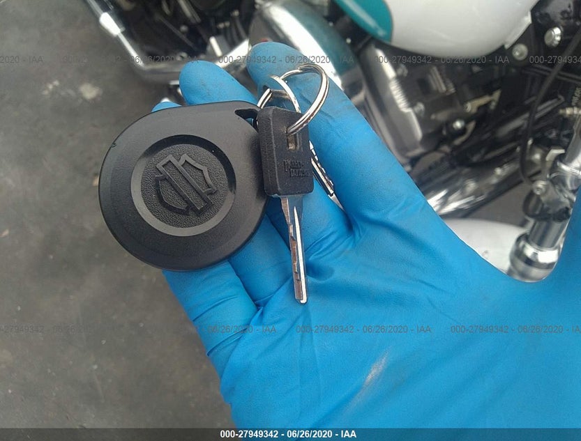 1HD4CR217GC438718