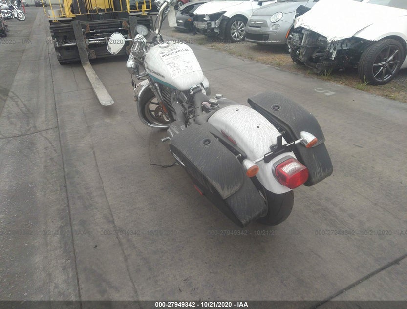 1HD4CR217GC438718