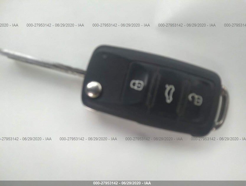 3VW3L7AJ3BM132705