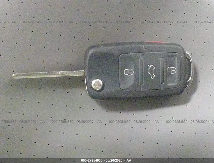3VWCM31Y25M315021