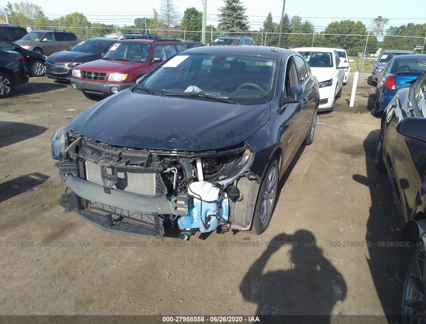 1G1ZD5ST3KF111005